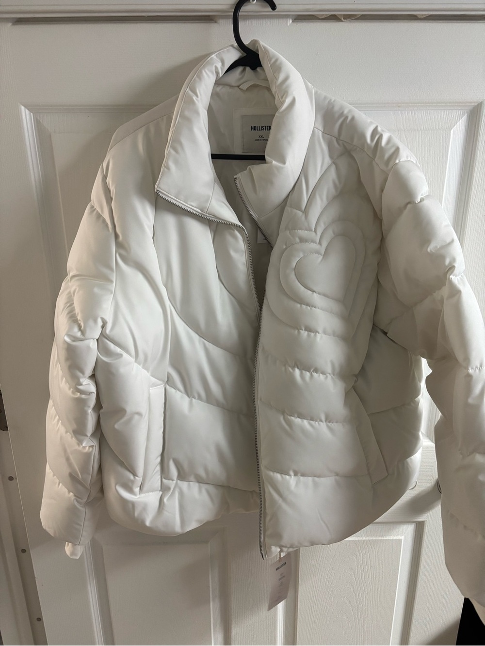 Hollister White Quilted Heart-Detail Puffer Jacket